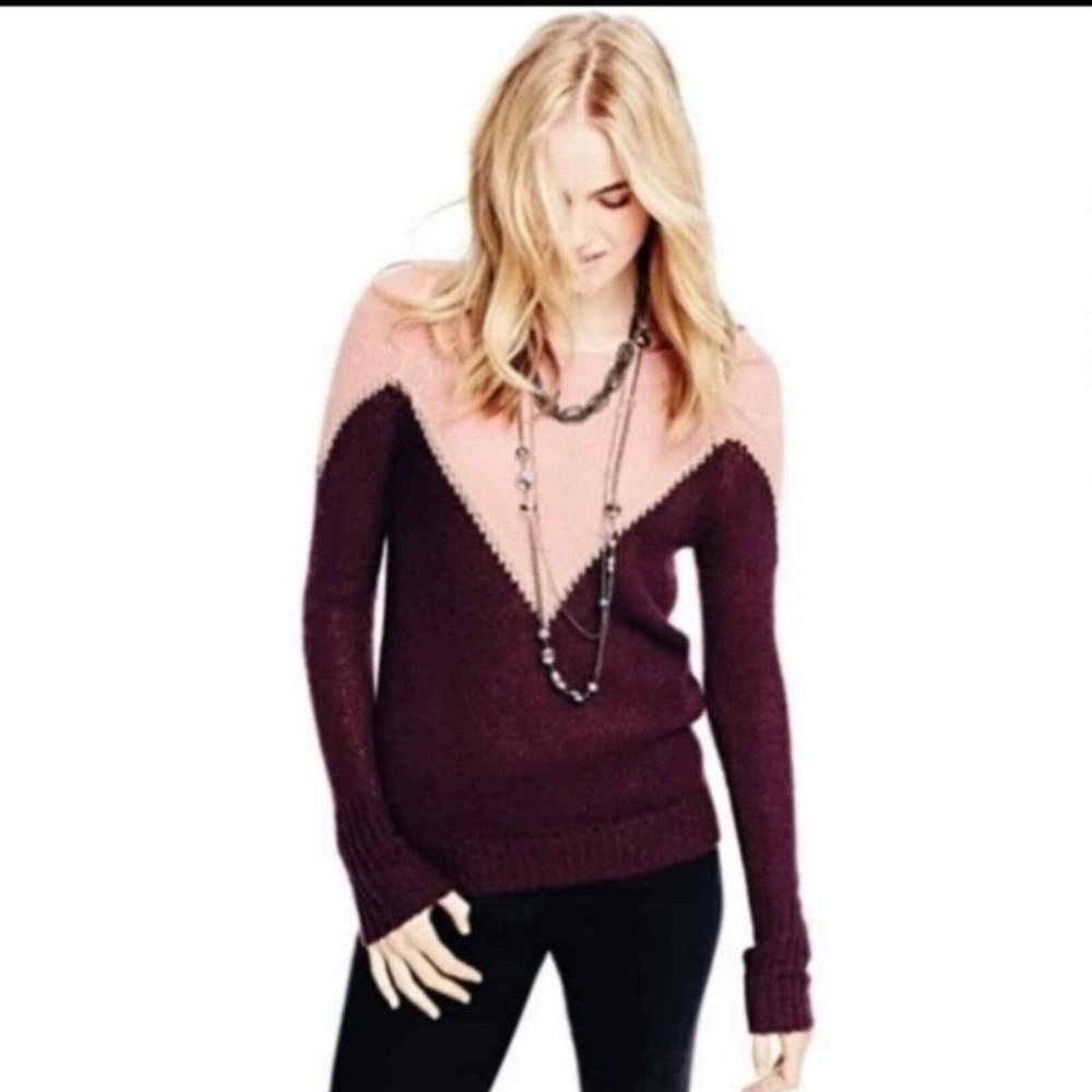Princess Vera Wang Colorblock Wool Blend Pink, Purple & Gold Sweater Size Medium
